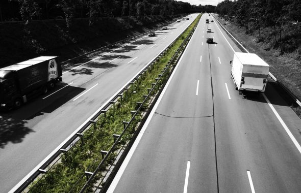 Telematik und ubinam. GPS Fahrzeugerfassung. Telematik und ubinam. GPS Fahrzeugerfassung.